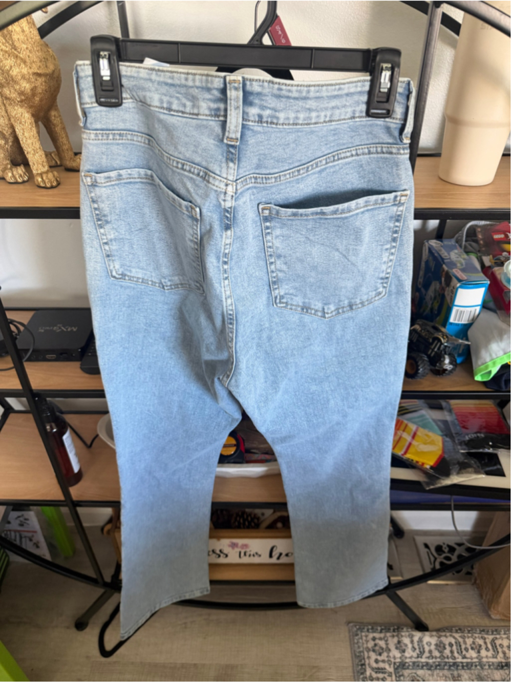 Women's Time and Tru Mid-Rise Straight Leg Jeans Blue Size 10 - Picture 3 of 3